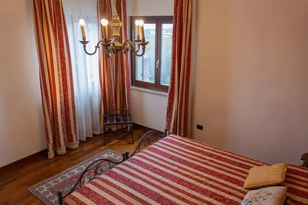 Holiday home Agriturismo Pino Argentato Bussolengo